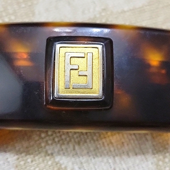 FENDI VINTAGE BARRETTE RARE AUTHENTIC - Picture 2 of 7